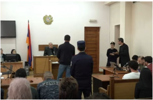 Судебное заседание по делу Левона Кочаряна и Сергея Асатурова